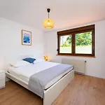 Verica - Mit Meerblick & Pool Auf Der Insel Rab Apartman *