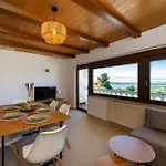 Verica - Mit Meerblick & Pool Auf Der Insel Rab Apartman *