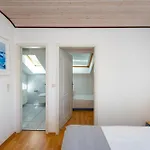 Apartman Verica - Mit Meerblick & Pool Auf Der Insel Rab Banjol