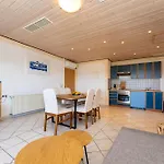 Verica - Mit Meerblick & Pool Auf Der Insel Rab Apartman *