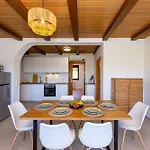Verica - Mit Meerblick & Pool Auf Der Insel Rab Apartman *