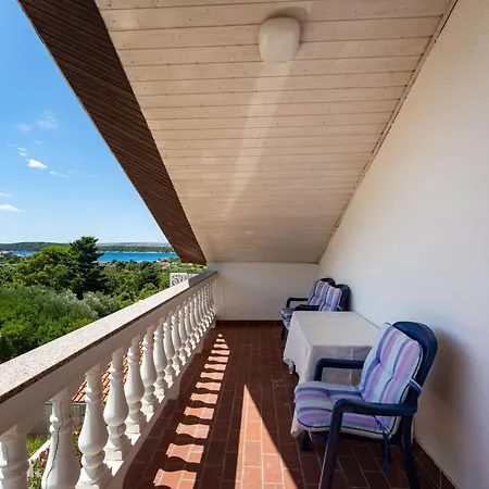 Lejlighed Verica - Mit Meerblick & Pool Auf Der Insel Rab Banjol