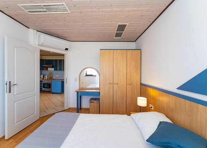 Verica - Mit Meerblick & Pool Auf Der Insel Rab Appartement Banjol