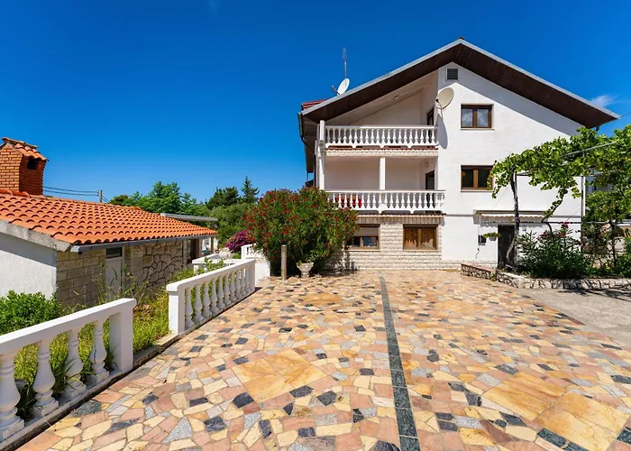 Verica - Mit Meerblick & Pool Auf Der Insel Rab Appartement