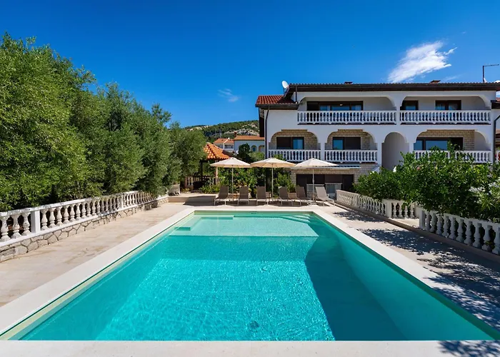 Appartement Verica - Mit Meerblick & Pool Auf Der Insel Rab Banjol