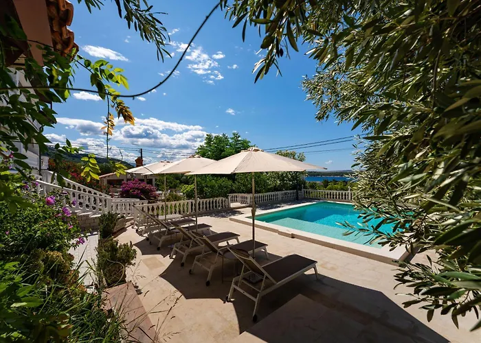 Appartement Verica - Mit Meerblick & Pool Auf Der Insel Rab Banjol