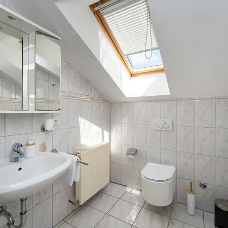 Apartament Verica - Mit Meerblick & Pool Auf Der Insel Rab Banjol