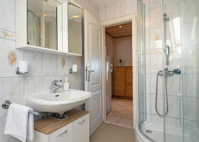 Verica - Mit Meerblick & Pool Auf Der Insel Rab *