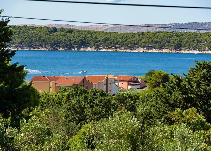 Διαμέρισμα Verica - Mit Meerblick & Pool Auf Der Insel Rab