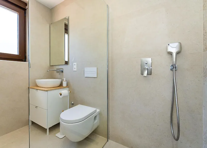 Διαμέρισμα Verica - Mit Meerblick & Pool Auf Der Insel Rab *