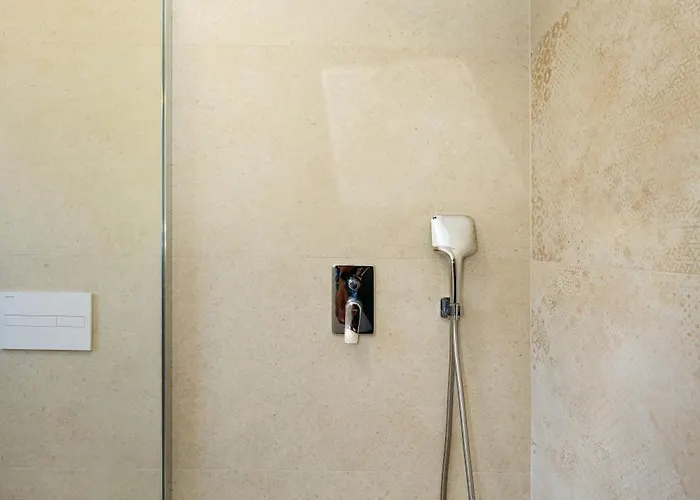 Διαμέρισμα Verica - Mit Meerblick & Pool Auf Der Insel Rab Banjol